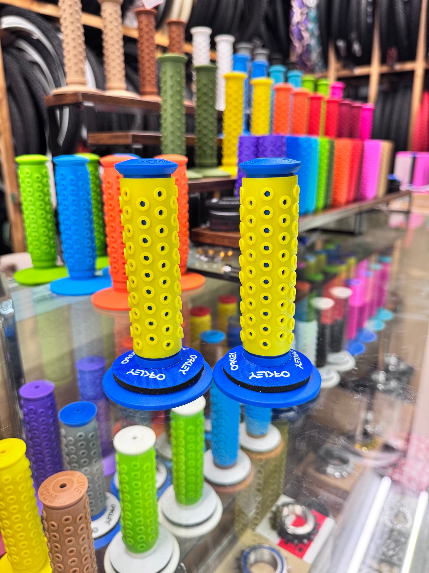 Frank’s Bicycles REPOP B1-B Grips “GT PERFORMER COLOR SET” *POPULAR