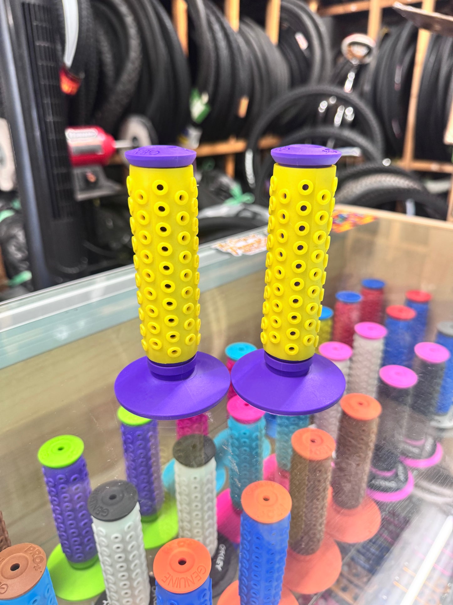 Frank’s Bicycles REPOP B1-B Grips “LOS ANGELES LAKERS COLOR”*POPULAR