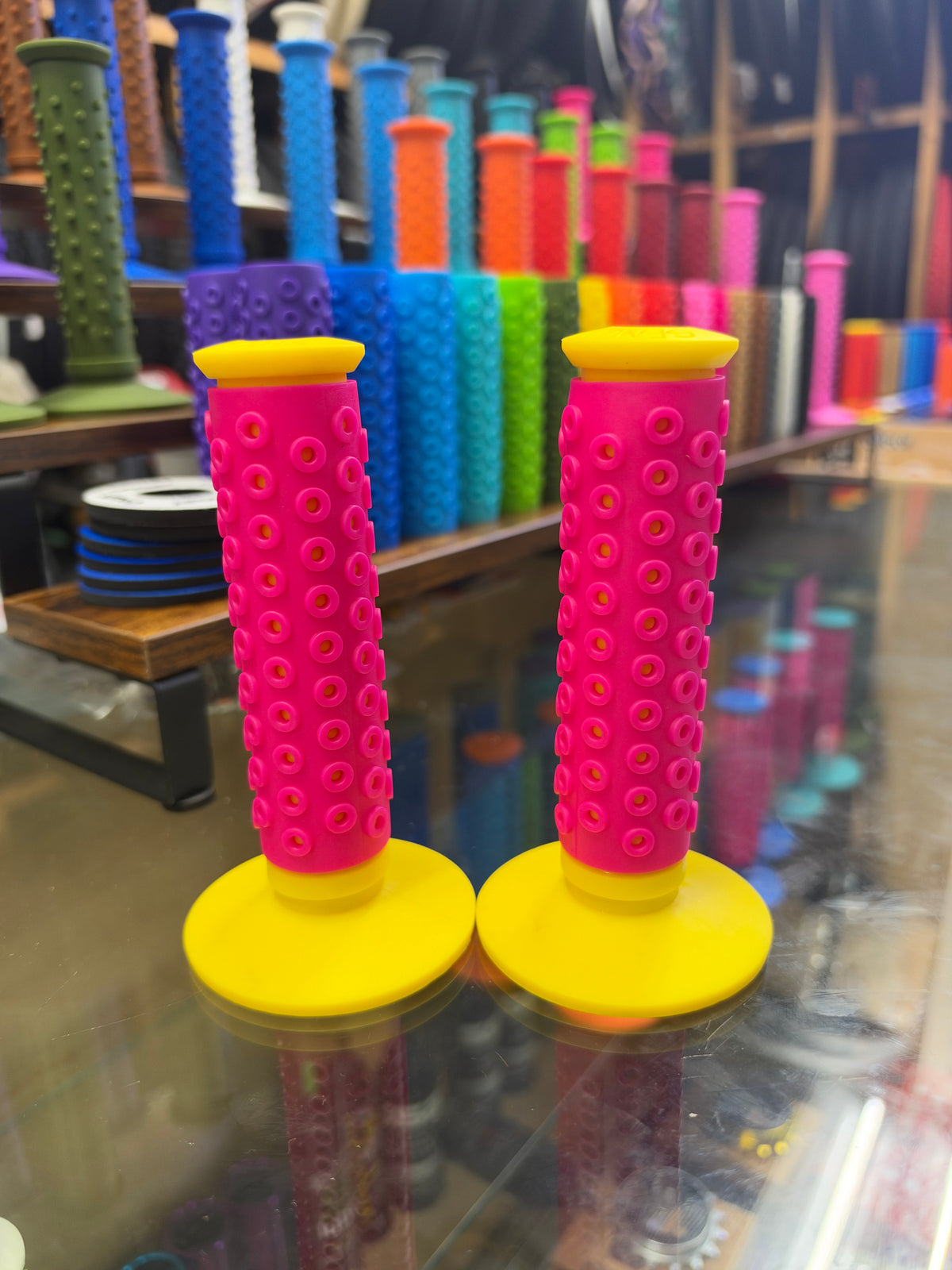 Frank’s Bicycles REPOP B1-B Grips YELLOW/HOT PINK