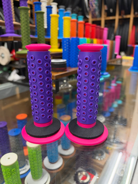 Frank’s Bicycles REPOP B1-B Grips HOT PINK/PURPLE