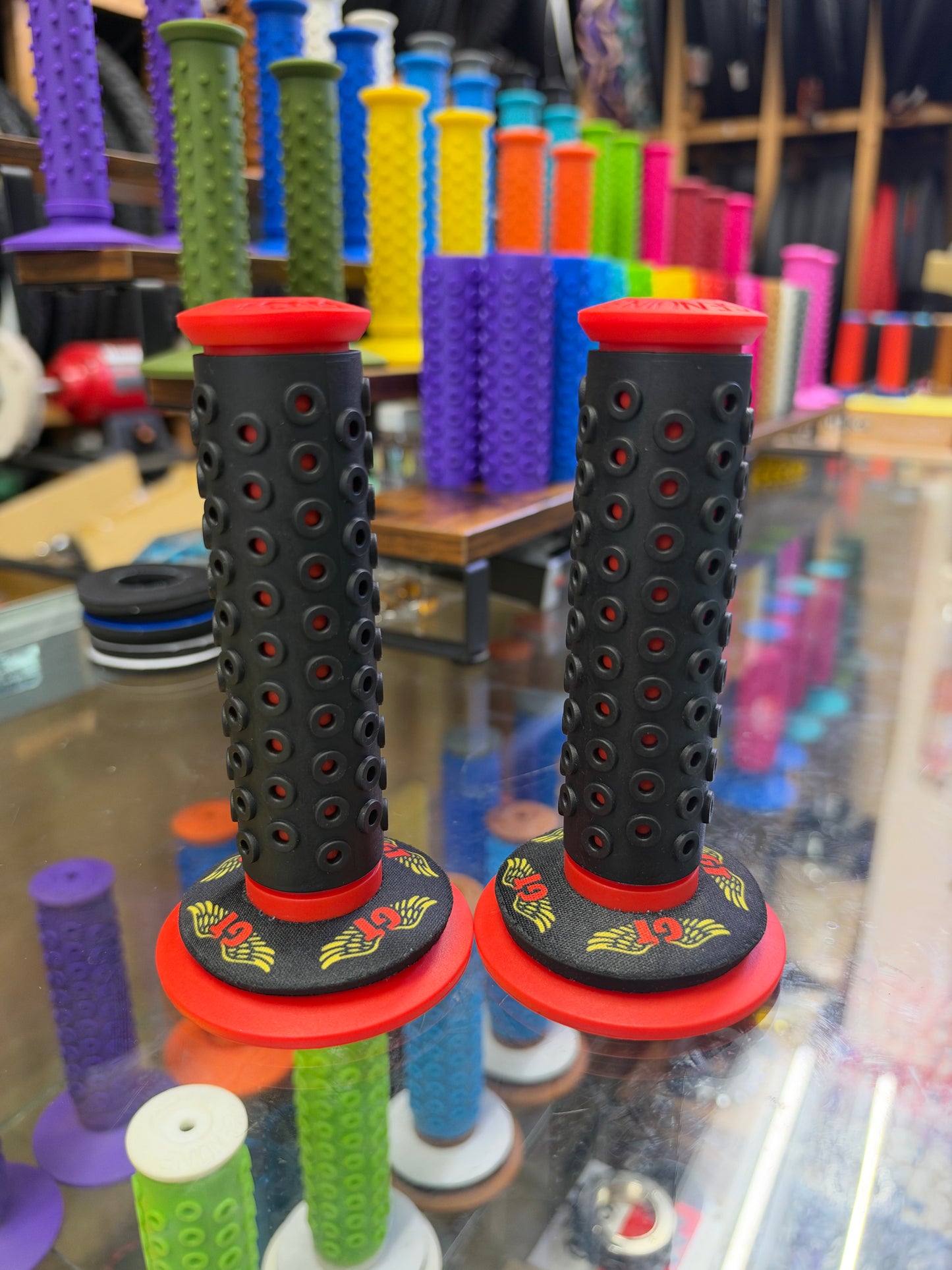 Frank’s Bicycles REPOP B1-B Grips REF/BLACK + *NEW* GT Donuts